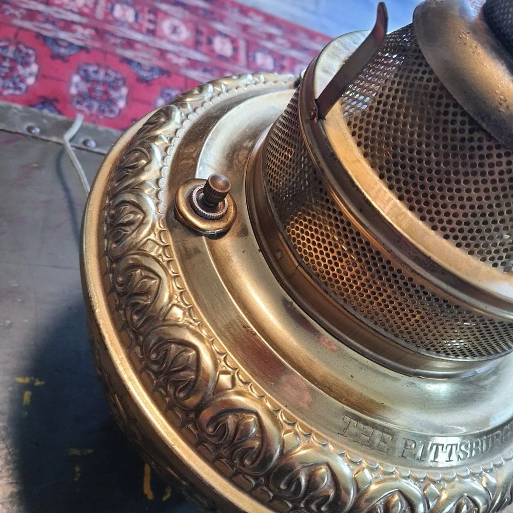 Vintage The Pittsburgh 1800s Victorian Brass Oil Lamp Electric Plug Conversion